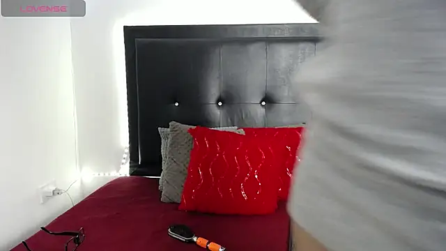 perla stone 20 online show from 02-03-26, 12:31