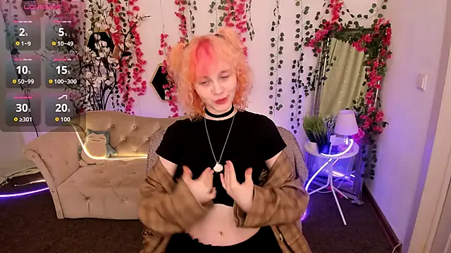 Awawrin online show from 11-19-25, 08:42