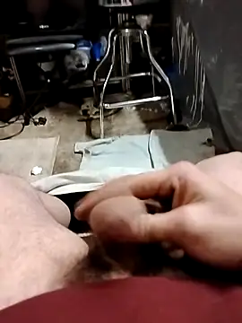 simplybored1 online show from 02-20-26, 03:56