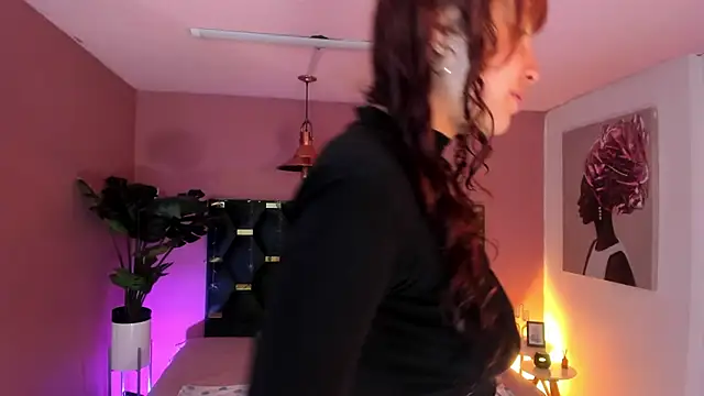 Velvet Dreamss online show from 06-19-26, 11:47