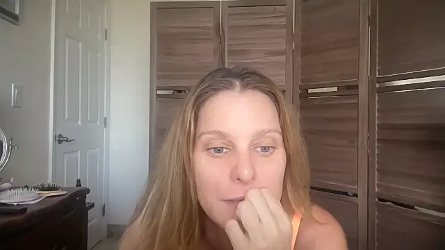 Snapshot of prettylittlekittycat chatting on 07-02-26, 10:05 prettylittlekittycat online show from 07-02-26, 10:05