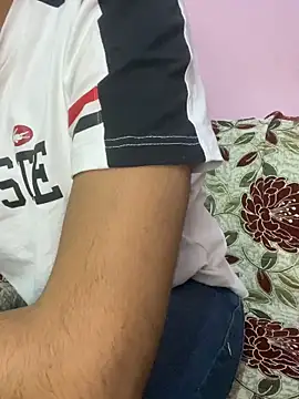 hotyyyyjonny online show from 05-06-26, 03:28