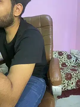 hotyyyyjonny online show from 07-06-26, 04:31