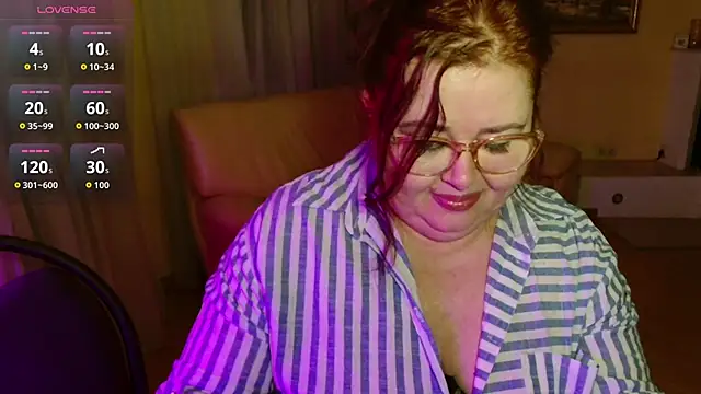 Natali-Gucci online show from 03-06-26, 09:22