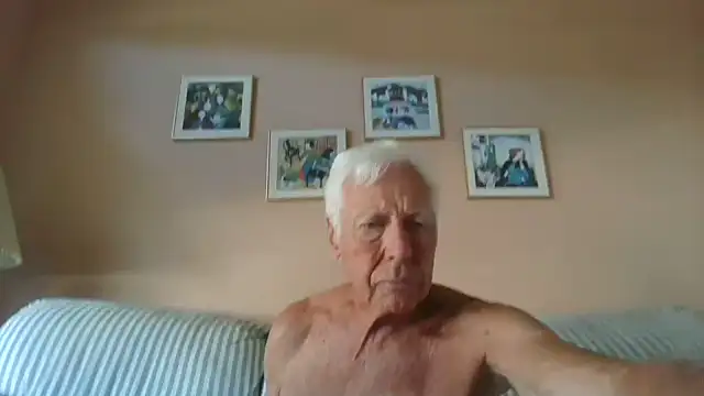 Snapshot of capttp chatting on 06-16-26, 03:03 capttp online show from 06-16-26, 03:03