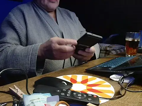 Snapshot of sssuka chatting on 02-12-26, 10:16 sssuka online show from 02-12-26, 10:16