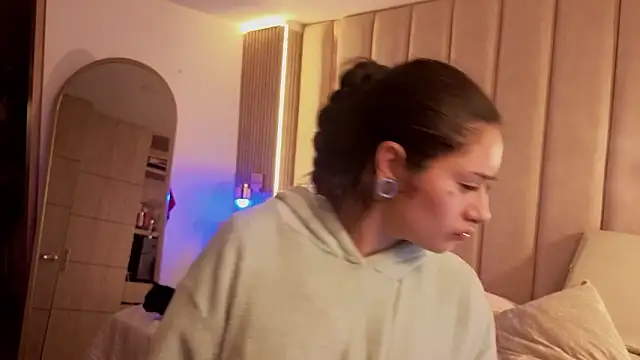 Iamnyxy online show from 03-12-26, 10:54