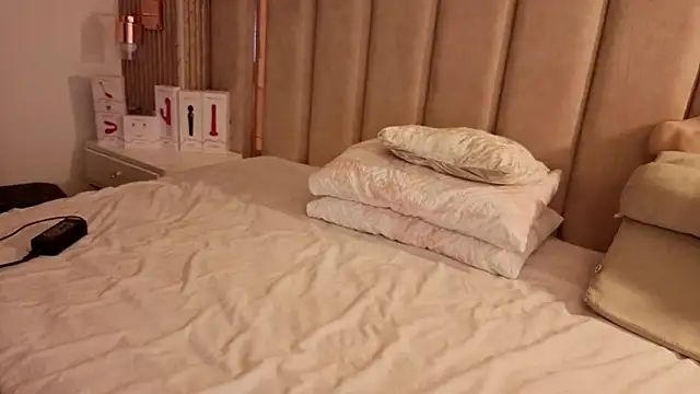 Iamnyxy online show from 03-17-26, 11:46