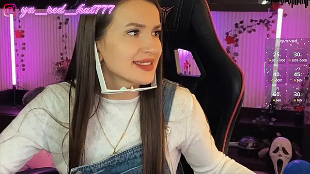 -RED HAT- online show from 04-12-26, 05:34