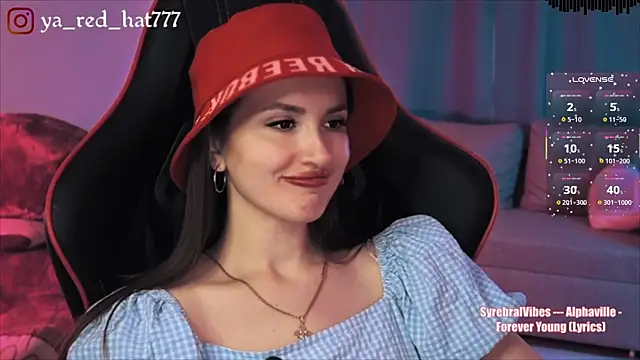 Snapshot of -RED_HAT- chatting on 07-19-26, 05:33 -RED HAT- online show from 07-19-26, 05:33