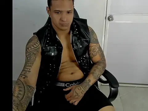 master leather online show from 03-03-26, 03:45