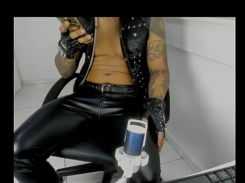 master leather online show from 04-14-26, 08:26