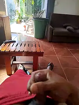 Snapshot of adventon chatting on 12-18-25, 12:11 adventon online show from 12-18-25, 12:11