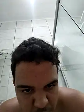 Snapshot of adventon chatting on 03-25-26, 10:21 adventon online show from 03-25-26, 10:21