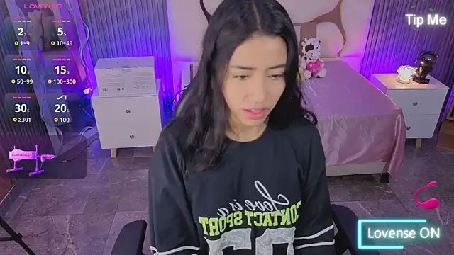 Snapshot of Joselyn_tay chatting on 07-12-26, 12:07 Joselyn tay online show from 07-12-26, 12:07
