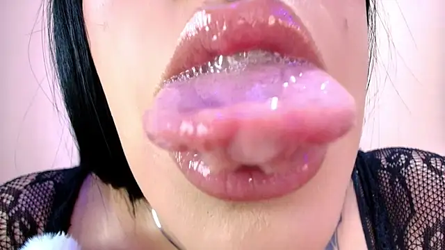 catte jensen online show from 04-04-26, 05:38