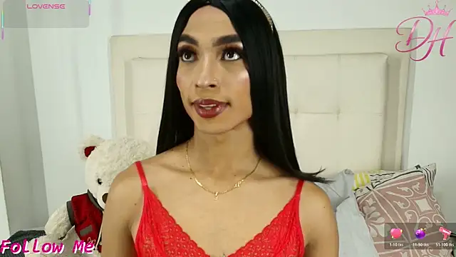 Daphne Hills online show from 03-30-26, 05:36