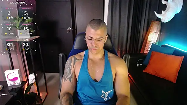 Zed ferrer online show from 05-17-26, 09:49