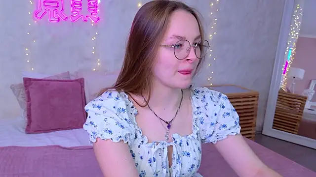 MadisonSmitt online show from 02-03-26, 06:51