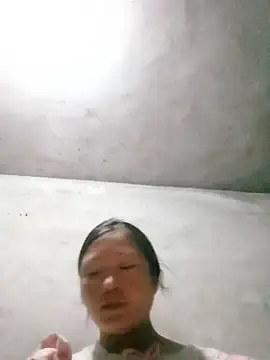Micky baby online show from 05-18-26, 02:56