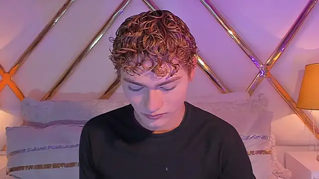 JacobRusso online show from 04-11-26, 09:19