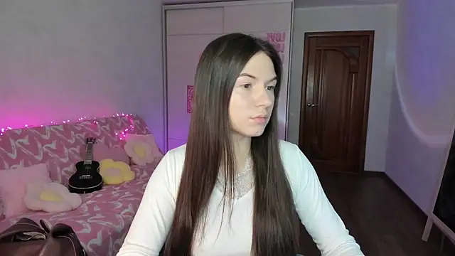 luna lust 212 online show from 07-02-26, 04:18
