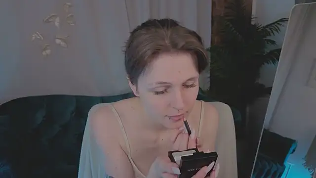 Shy Vivi online show from 04-15-26, 03:30