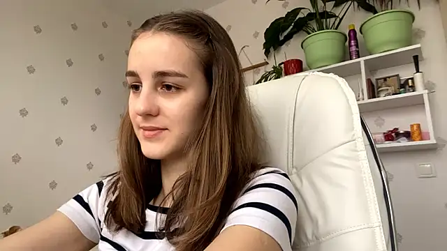 SweetieKatie online show from 12-01-25, 08:19