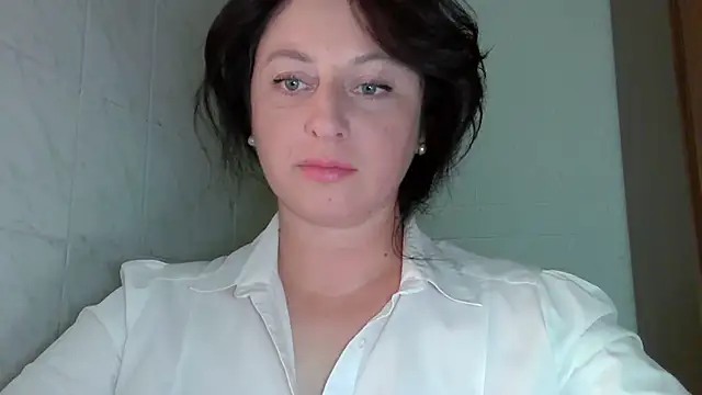 Snapshot of MelinaAx chatting on 06-24-26, 08:02 MelinaAx online show from 06-24-26, 08:02