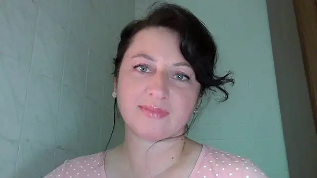 Snapshot of MelinaAx chatting on 06-28-26, 08:26 MelinaAx online show from 06-28-26, 08:26