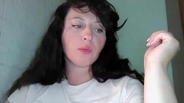 Snapshot of MelinaAx chatting on 07-18-26, 07:06 MelinaAx online show from 07-18-26, 07:06