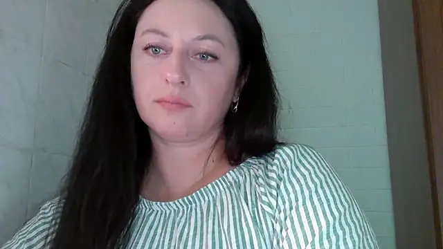 Snapshot of MelinaAx chatting on 07-20-26, 07:05 MelinaAx online show from 07-20-26, 07:05