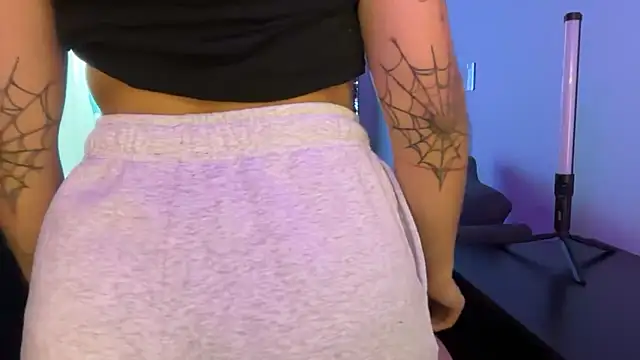 BabiSander11 online show from 12-16-25, 05:51