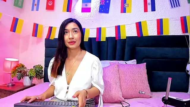 VictoriaRouge  online show from 07-09-26, 08:46