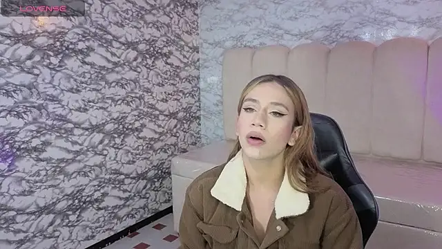 Evy Luxx v online show from 02-07-26, 03:43