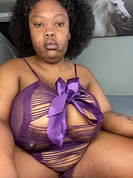 Busty-Sweetheart online show from 02-15-26, 07:51