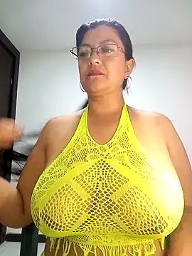 Snapshot of CelesteAlvarez1989 chatting on 05-10-26, 03:01 CelesteAlvarez1989 online show from 05-10-26, 03:01