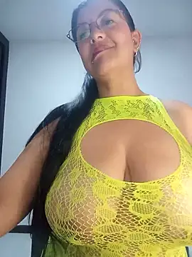 Snapshot of CelesteAlvarez1989 chatting on 06-06-26, 04:17 CelesteAlvarez1989 online show from 06-06-26, 04:17