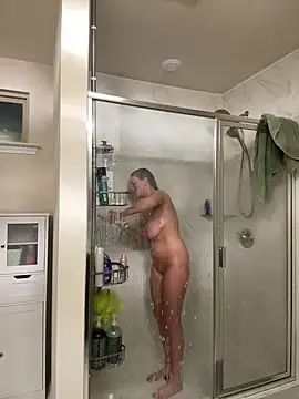 Ayybaebay online show from 12-21-25, 12:07