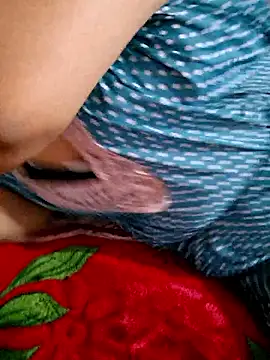 mnbvcxzqwertyuiop1235 online show from 01-09-26, 03:04