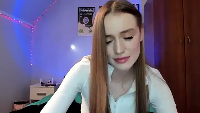 tinyglow online show from 04-22-26, 09:27