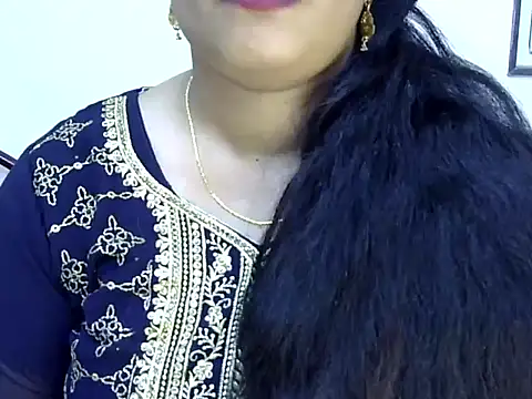 Muskan Jha online show from 05-06-26, 02:11