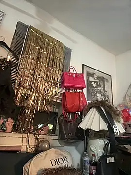 Motherbigbus online show from 01-15-26, 11:48