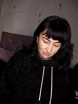 LILITH LIBELULA online show from 04-11-26, 07:45