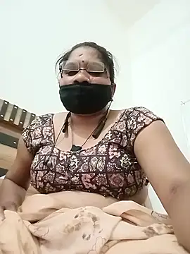 Snapshot of Menka_cut34 chatting on 06-16-26, 11:02 Menka cut34 online show from 06-16-26, 11:02