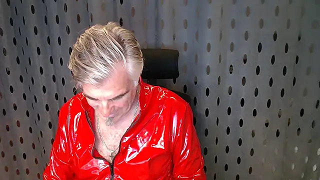 Buidapest online show from 06-21-26, 11:29