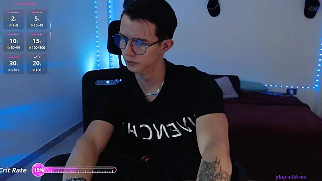 Snapshot of Brandon_starkk chatting on 06-14-26, 02:35 Brandon starkk online show from 06-14-26, 02:35