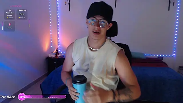 Snapshot of Brandon_starkk chatting on 07-09-26, 01:04 Brandon starkk online show from 07-09-26, 01:04