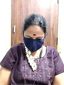 Queen-Neha online show from 04-22-26, 03:02