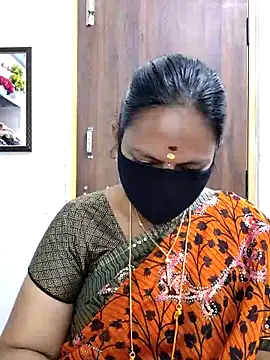 Queen-Neha online show from 04-26-26, 07:17